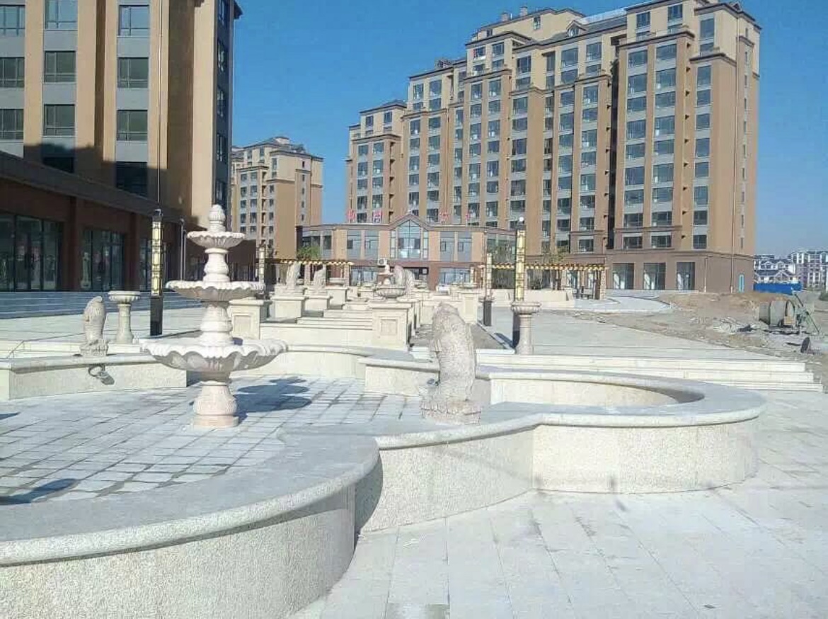 Chifeng City Wudan central square